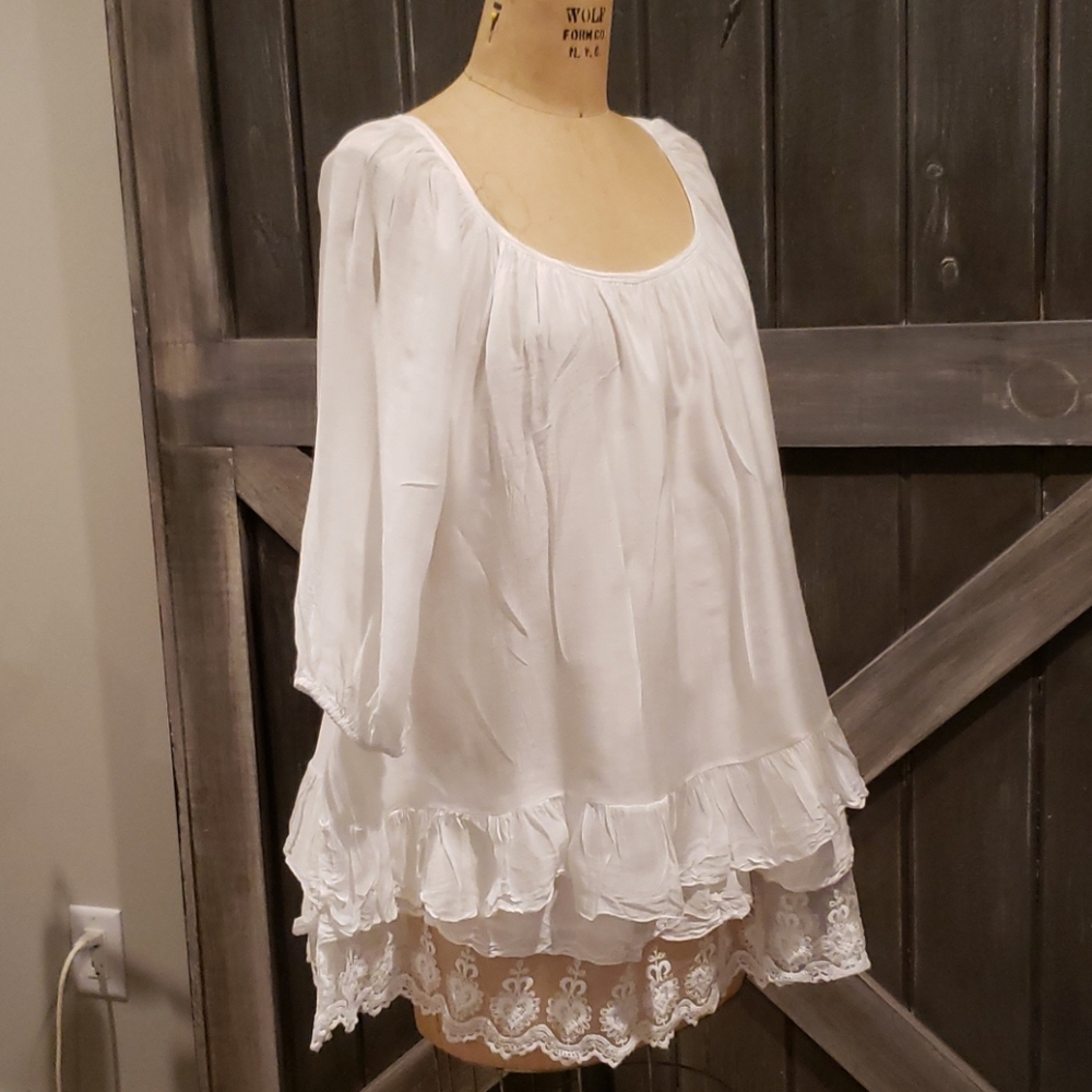White ruffle and lace oversized blouse sz M
